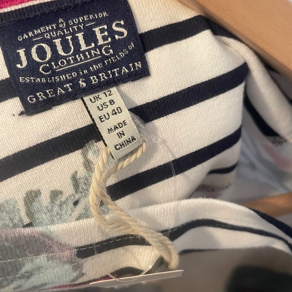 COPY - Joules 3/4 length sleeve flower top - Picture 2 of 2